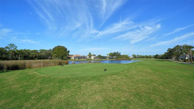 9480 HIGH GATE DRIVE 2122, Sarasota, FL 34238