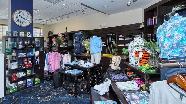 9480 HIGH GATE DRIVE 2122, Sarasota, FL 34238