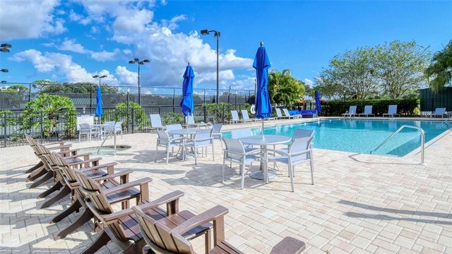 9480 HIGH GATE DRIVE 2122, Sarasota, FL 34238