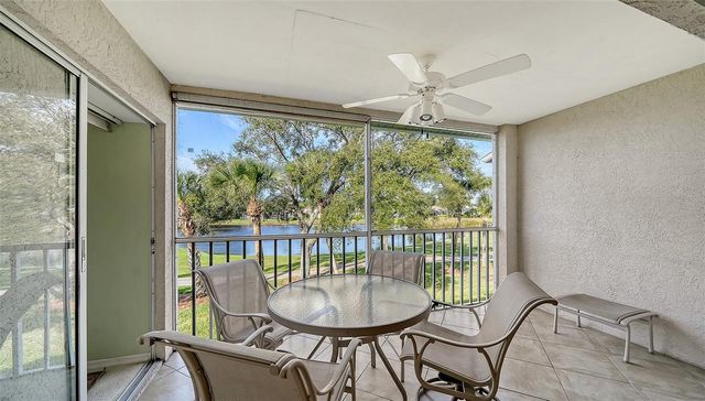 9480 HIGH GATE DRIVE 2122, Sarasota, FL 34238