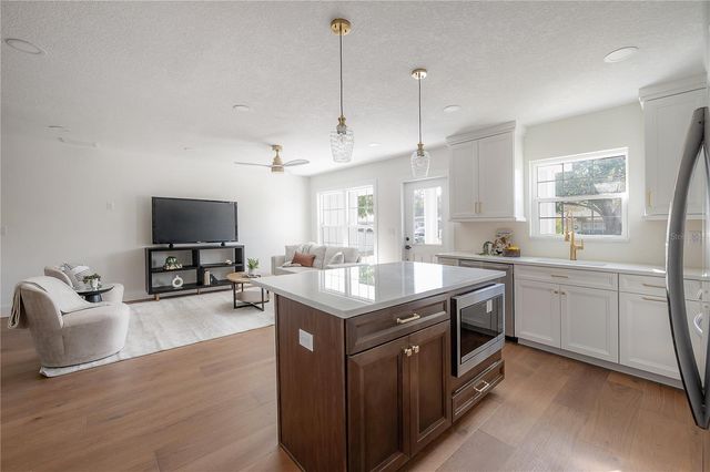 3707 W LEILA AVENUE, Tampa, FL 33611