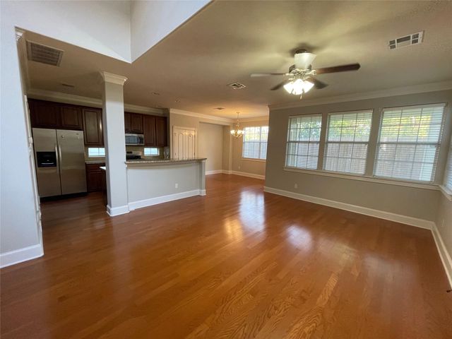 6715 Windrift WAY 21, Austin, TX 78745