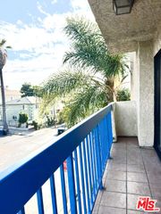 1052 S Mariposa Avenue 403, Los Angeles, CA 90006