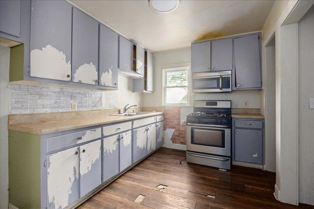 1311 LYLE AVE, Staunton, VA 24401