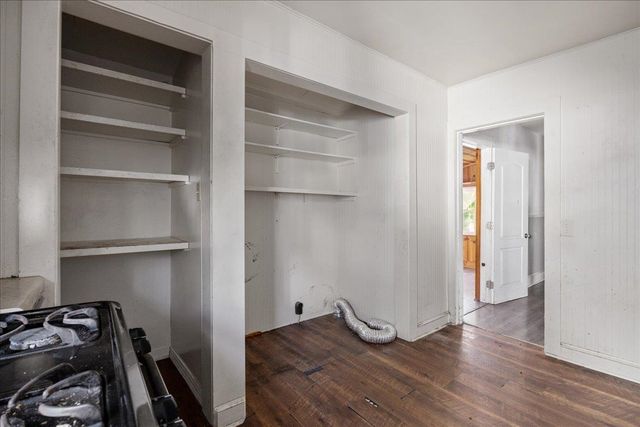 1311 LYLE AVE, Staunton, VA 24401