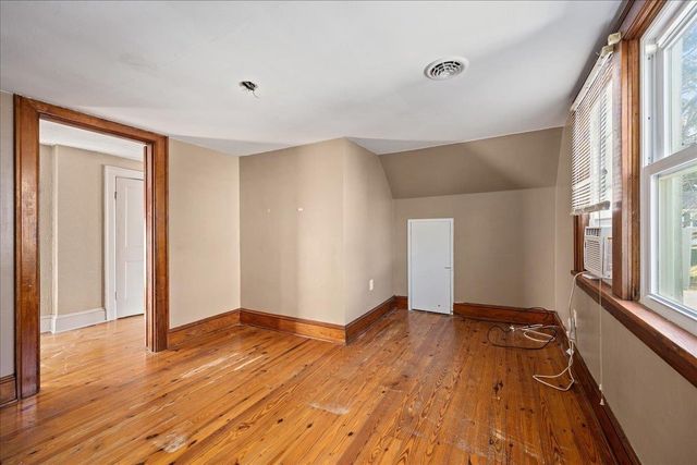 1311 LYLE AVE, Staunton, VA 24401
