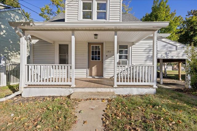 1311 LYLE AVE, Staunton, VA 24401