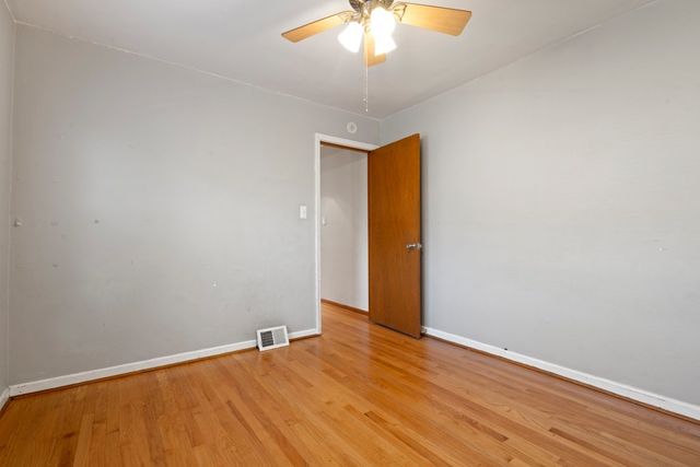 1907 Suffolk Avenue, Westchester, IL 60154