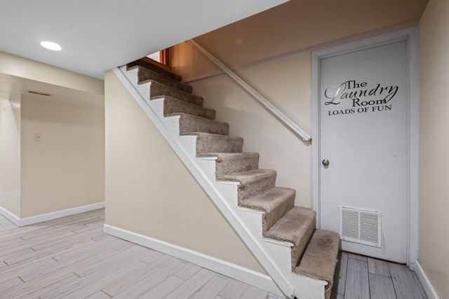 1907 Suffolk Avenue, Westchester, IL 60154