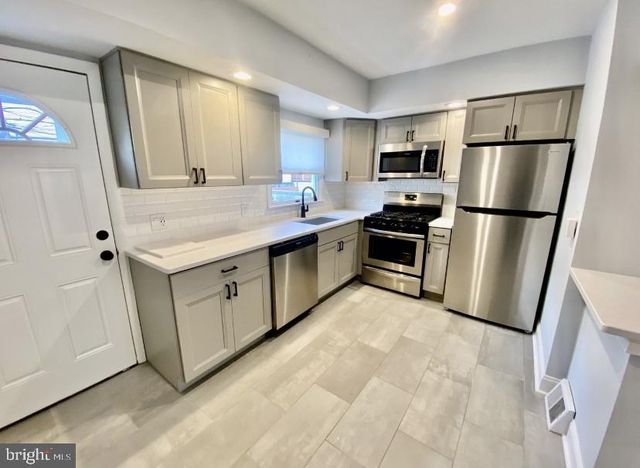 209 DALY ST, Philadelphia, PA 19148
