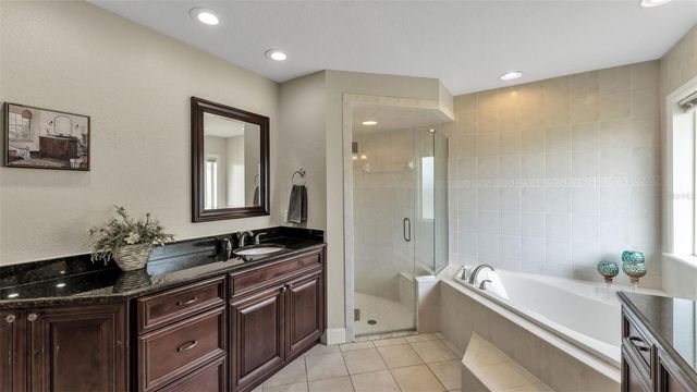 538 POWDER HORN ROW, Lakeland, FL 33809