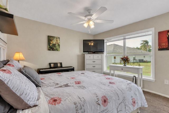 538 POWDER HORN ROW, Lakeland, FL 33809