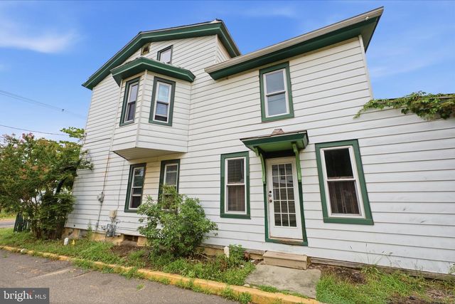 236 WASHINGTON ST, Mount Holly, NJ 08060