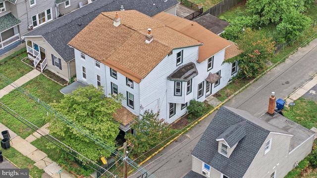 236 WASHINGTON ST, Mount Holly, NJ 08060
