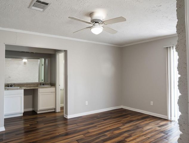 2806 W Birchdale Drive, Missouri City, TX 77489