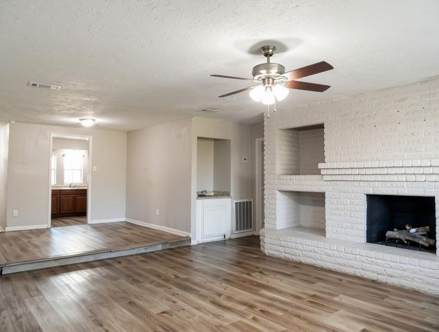 2806 W Birchdale Drive, Missouri City, TX 77489