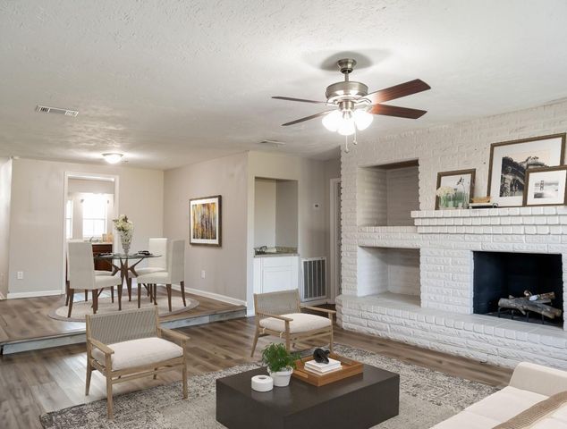2806 W Birchdale Drive, Missouri City, TX 77489