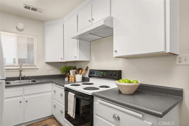 1170 Hobart Street, Chico, CA 95926