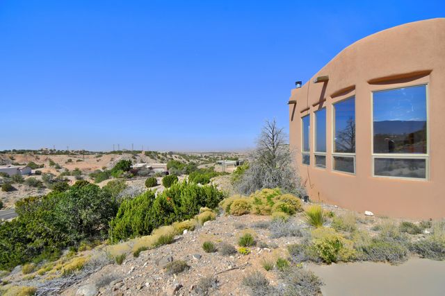 3 Cueva Canyon Road, Placitas, NM 87043