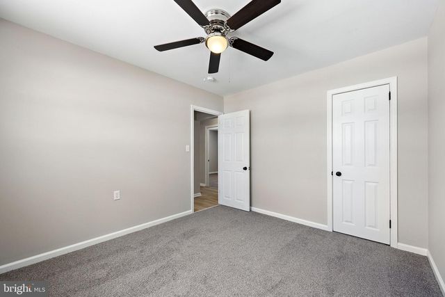 318 S DUPONT RD, Newport, DE 19804