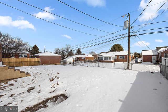 318 S DUPONT RD, Newport, DE 19804