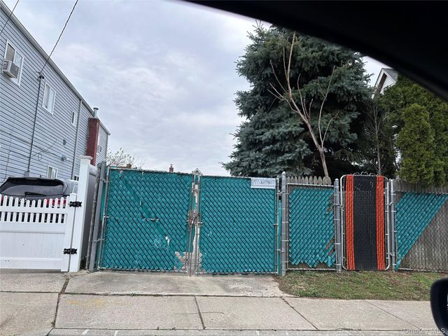 1326 Citizen Avenue, Elmont, NY 11003