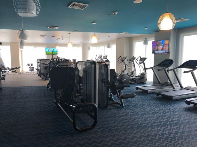 121 NE 34th St 1207, Miami, FL 33137