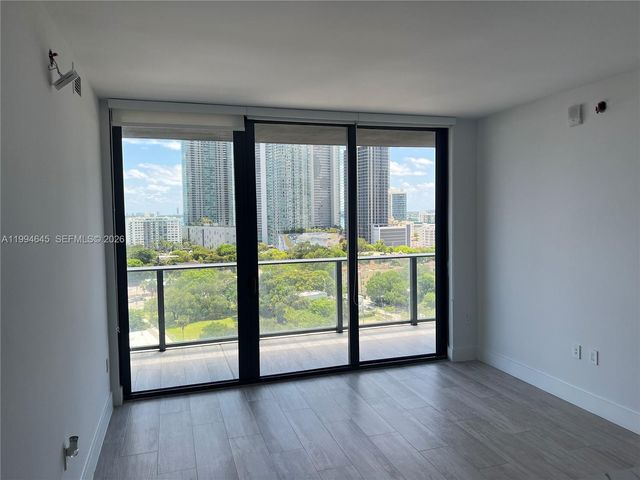 121 NE 34th St 1207, Miami, FL 33137