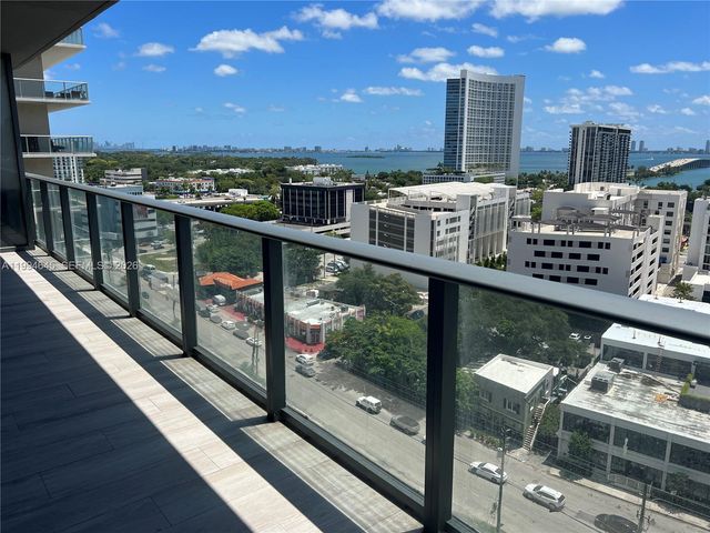 121 NE 34th St 1207, Miami, FL 33137