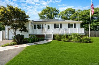 51 Hampton Avenue, Mastic, NY 11950