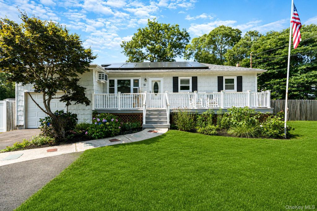 51 Hampton Avenue, Mastic, NY 11950