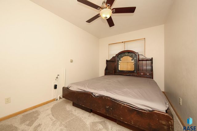 609 S Main St Street, Lennox, SD 57039