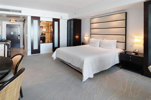 4391 Collins Ave 1703, Miami Beach, FL 33140