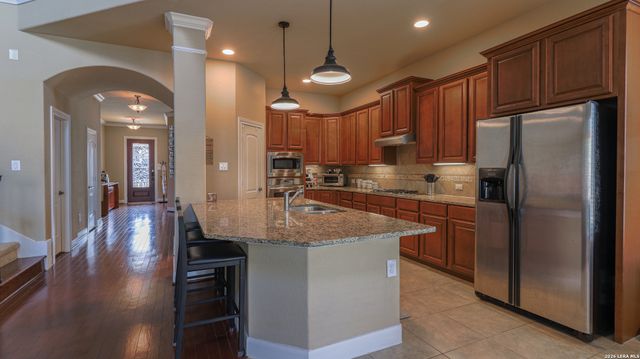 1011 Gazania Hill, San Antonio, TX 78260