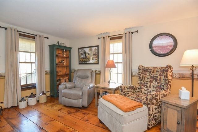 187 Blackstone Street, Mendon, MA 01756