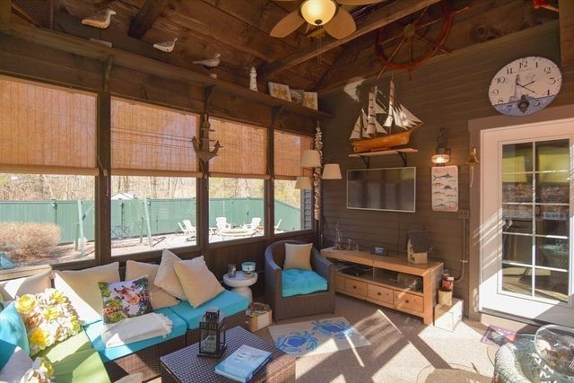 187 Blackstone Street, Mendon, MA 01756