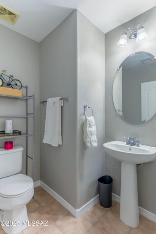 5898 N Dartwhite Drive, Tucson, AZ 85741