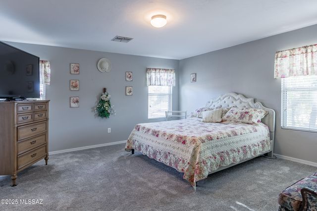 5898 N Dartwhite Drive, Tucson, AZ 85741