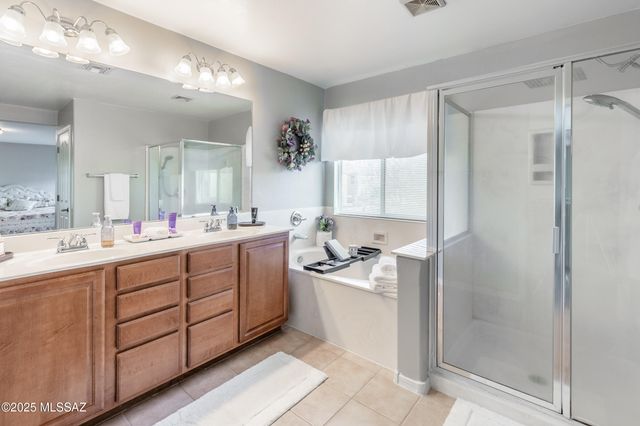 5898 N Dartwhite Drive, Tucson, AZ 85741