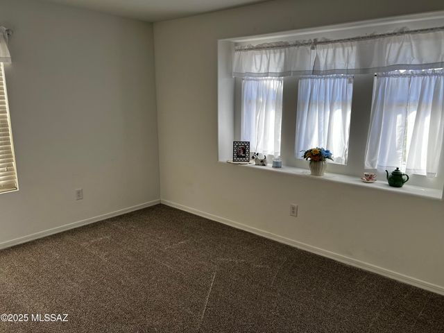 5898 N Dartwhite Drive, Tucson, AZ 85741