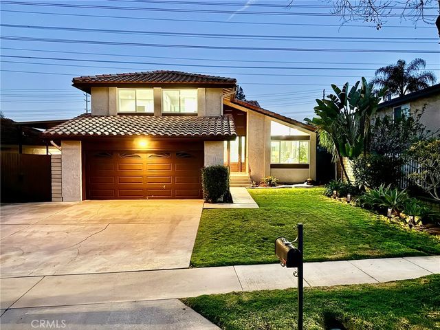 11702 Christy St, Cerritos, CA 90703