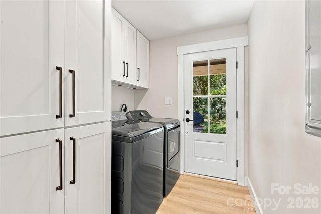 1208 Tarrington Avenue, Charlotte, NC 28205
