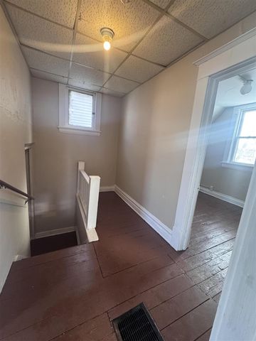 910 Prince Street Se, Grand Rapids, MI 49507