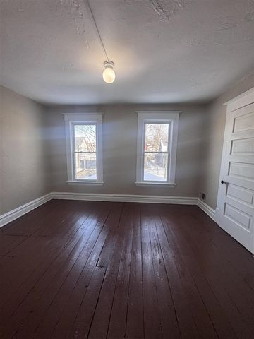 910 Prince Street Se, Grand Rapids, MI 49507