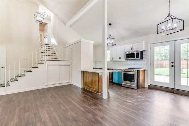 2223 Foxcroft Circle, Denton, TX 76209