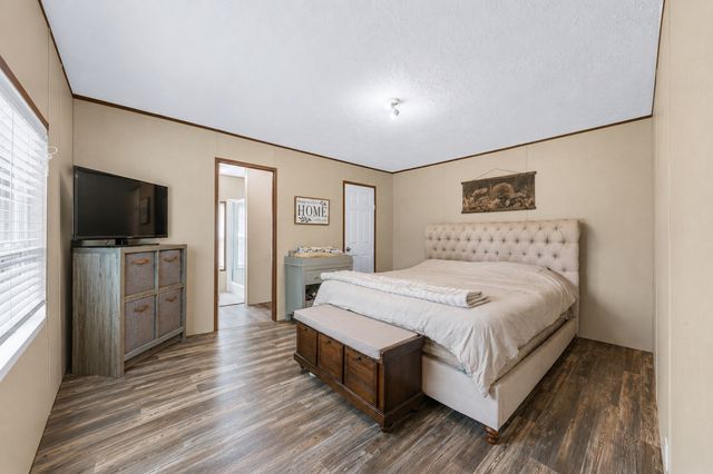 6126 Calvin Potts Rd, Primm Springs, TN 38476
