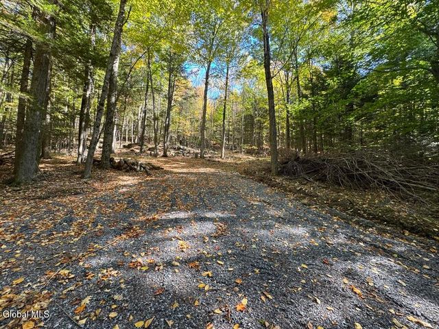 40 Constitution Way, Fort Ann, NY 12827