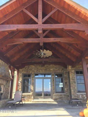 40 Constitution Way, Fort Ann, NY 12827