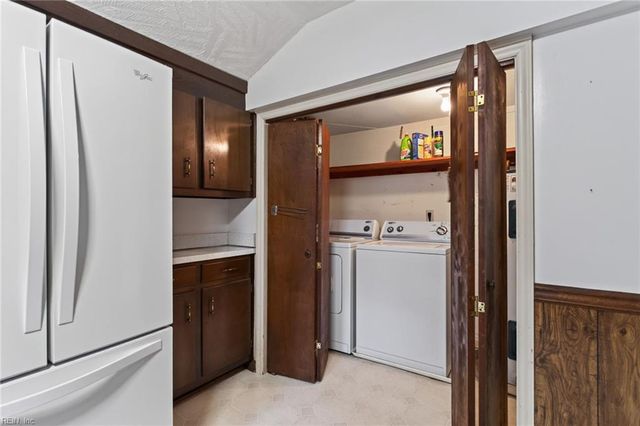 18 Bethel RD, Newport News, VA 23608