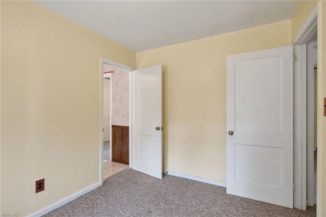 18 Bethel RD, Newport News, VA 23608